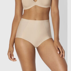Triumph Medium Shaping Shapewear Trusse u. Ben Latte