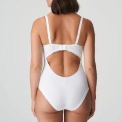 primadonna sophora body white
