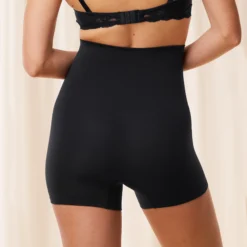 triumph soft sculpt bandeau short trusse sort