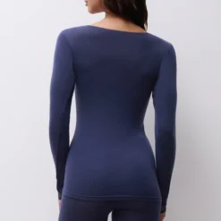 Femilet Juliana Uld T-shirt m. Langt ærme Danube Blue Bagfra