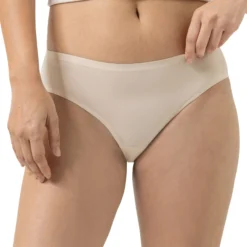 Mey Simply Better Invisibles Brasil trusse Bailey