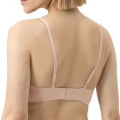 Mey Simply Better Invisibles Trekant Bh m. vattering Blossom Bagfra