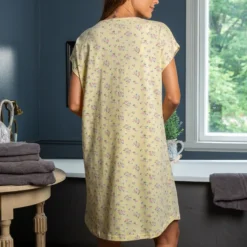 Trofe Romance Bigshirt m. Kort aerme Gul Bagfra